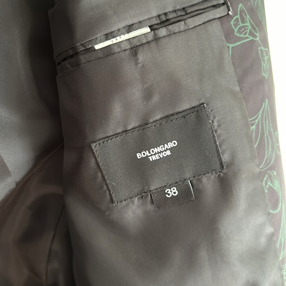 Bolongaro Trevor Skinny Fit Blazer  Black with green Florals  Size 38 - Picture 6 of 10